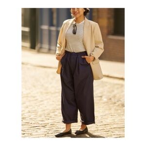 Uniqlo Navy Wide-Leg Cropped Trousers